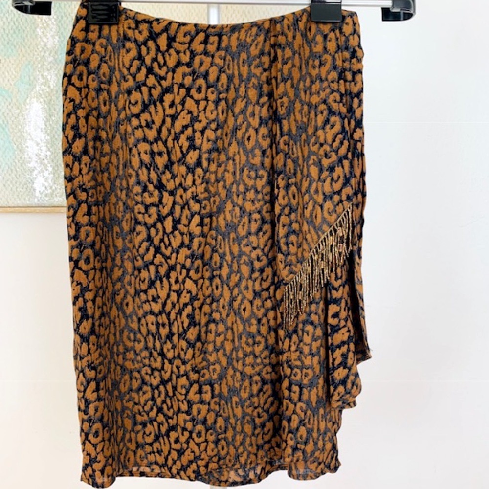 Carole Little animal print skirt/beaded fringe.XSP